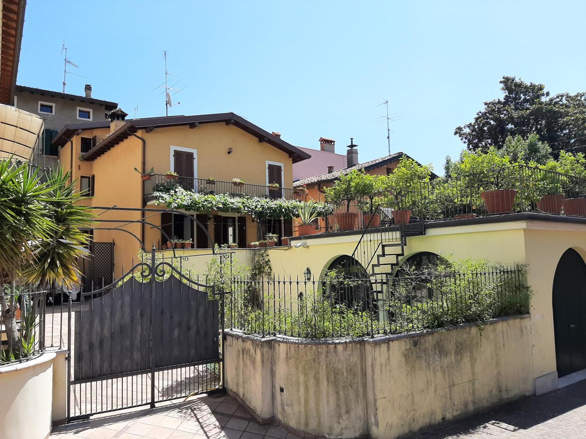 Casa Castel Apartamento Gargnano Exterior foto